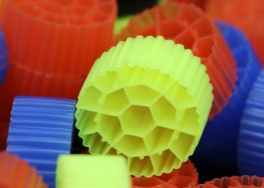 주문 블랙 버진 HDPE 물질 MBBR 플라스틱 필터 매체 수족관용 25mm X 12mm online manufacture