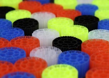 주문 100% 처녀 HDPE 물질 MBBR 바이오 미디어 35*18mm 크기 FDA 인증 online manufacture