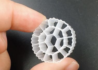 주문 Hdpe K3 바이오 셀 MBBR 수처리 매체 25*12mm 600m2 / M3 큰 표면 online manufacture