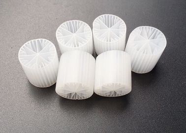주문 이동 베드 원자로 15 * 15mm MBBR 방광 탱크에 대한 물 처리 바이오 미디어 online manufacture