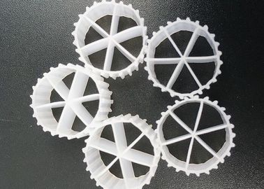 주문 16mm X 10mm 수소 친화적인 떠있는 필터 매체 처녀 HDPE 물질 MBBR online manufacture