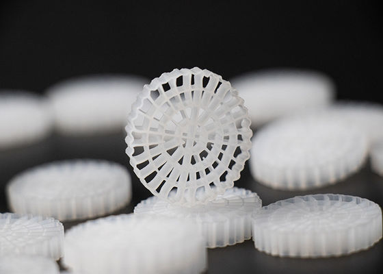 주문 25*4mm PE64 K5 MBBR 바이오 미디어 K5 RAS 시스템용 화이트 컬러 및 버진 HDPE 재료 online manufacture