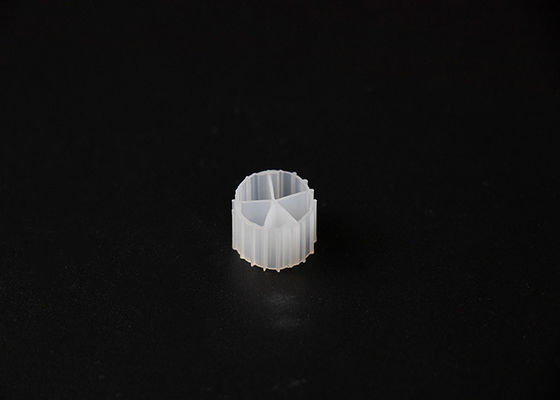 주문 화이트 색상 떠있는 잘 UV 저항성 HDPE PE03 MBBR 운반자 IFAS 프로세스 online manufacture