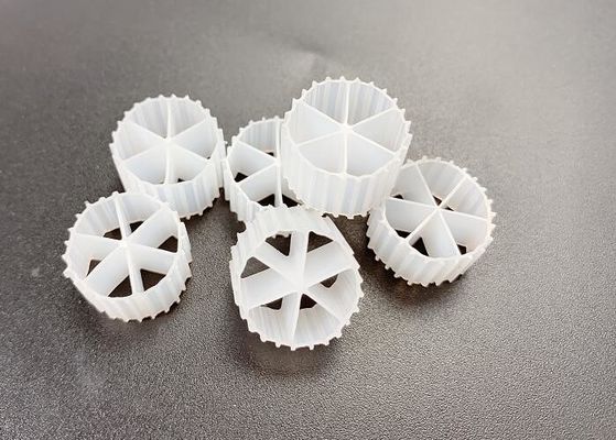 주문 대면적 PE04 처녀 HDPE 백색 Mbbr 바이오 셀 필터 매체 800m2/M3 online manufacture
