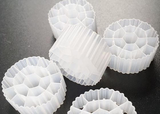 플라스틱 MBBR 바이오 미디어 HDPE K3 수산물 필터 미디어 500 m2/m3 fda 안전 물질 바이오 파이프 바이오 셀 공