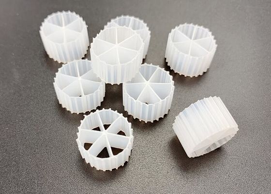 화이트 컬러 FDA 안전 HDPE 물질 이동 침대 바이오 필름 원자로 수명 15 년