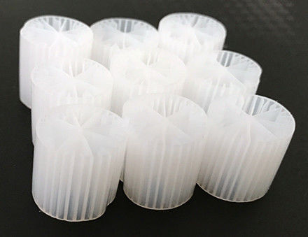 15*15mm 크기의 흰색 및 처녀 HDPE 물질 MBBR 필터 매체