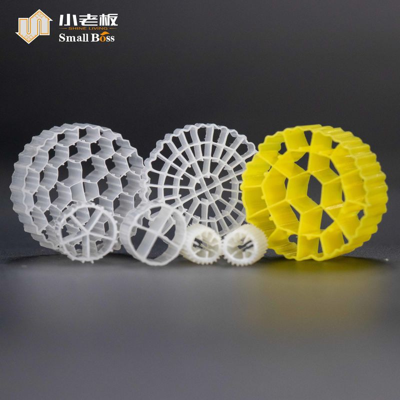 플라스틱 블랙 컬러 코이 칼드네스 필터 매체 수산업에 좋은 충격 저항성