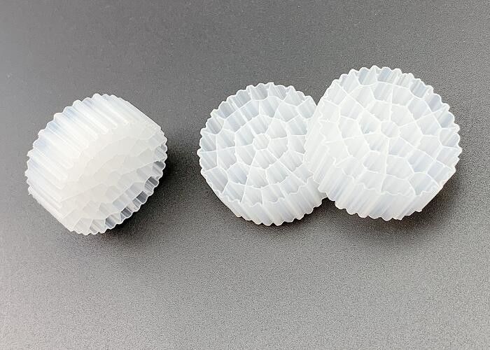 흰색 25*10MM PE Mbbr 떠있는 필터 매체