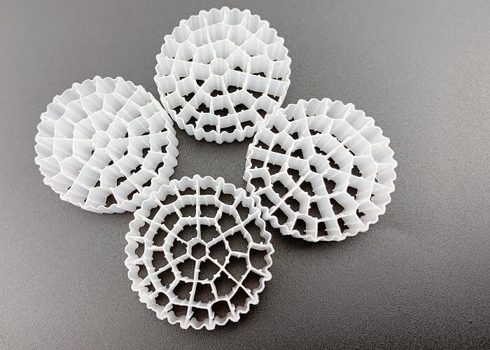 흰색 25*10MM PE Mbbr 떠있는 필터 매체