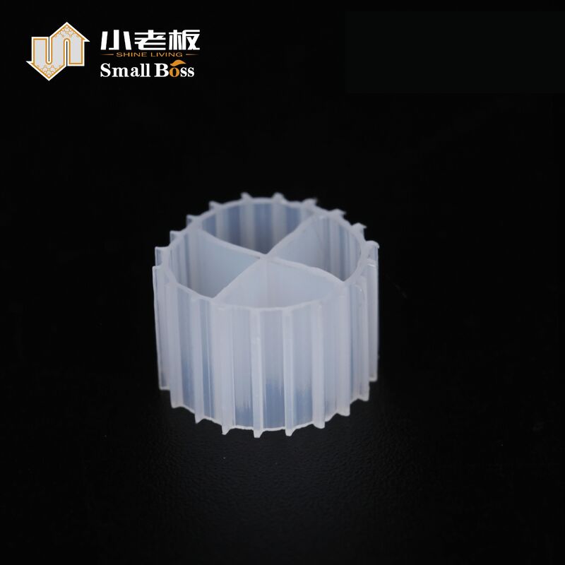 HDPE 작은 크기 K1 바이오 필터 매체 900m2 / M3 표면 면적 11 * 7mm 크기