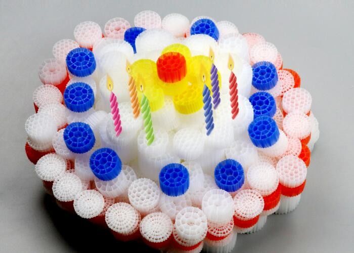 인기가 있는 검은색 처녀 HDPE 물질 MBBR 산업 폐수 처리용 바이오 미디어