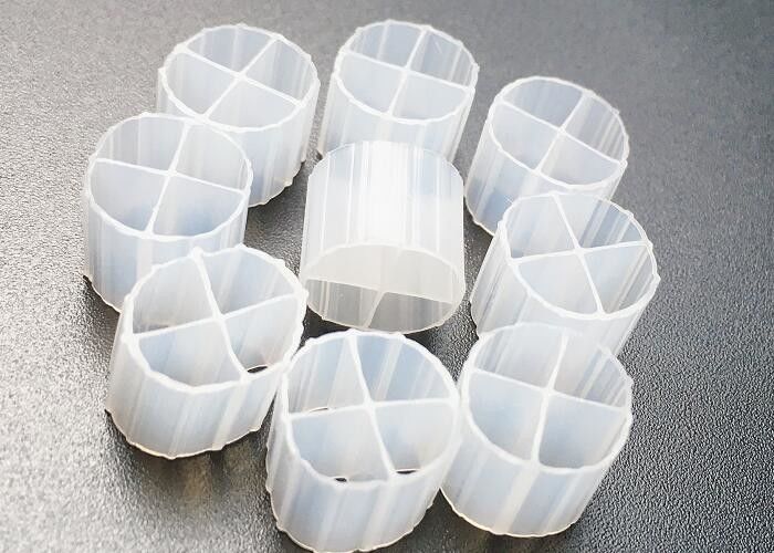 PE01 KALDNES SBR 프로세스 Mbbr 필터 매체 12*9mm HDPE 안전 물질