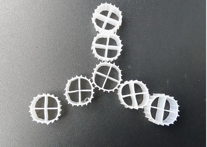 MBBR 바이오 필터 미디어 바이오 칩 0.96 - 0.98g / Cm3 밀도