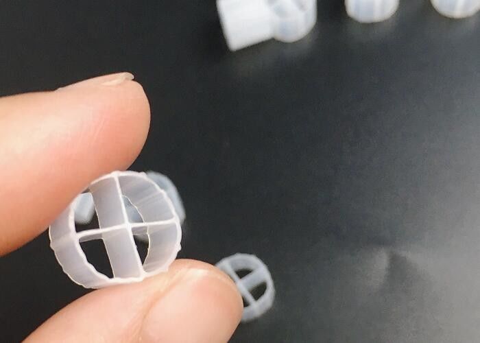 HIPS 흰색 플라스틱 바이오 미디어, 이동 침대 바이오 필터 12*9mm 크기