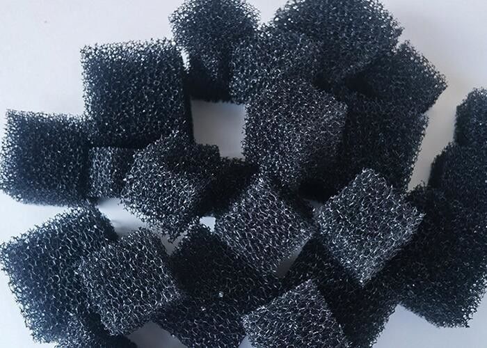 물 처리용 포러스 폴리머 운반기 검은색