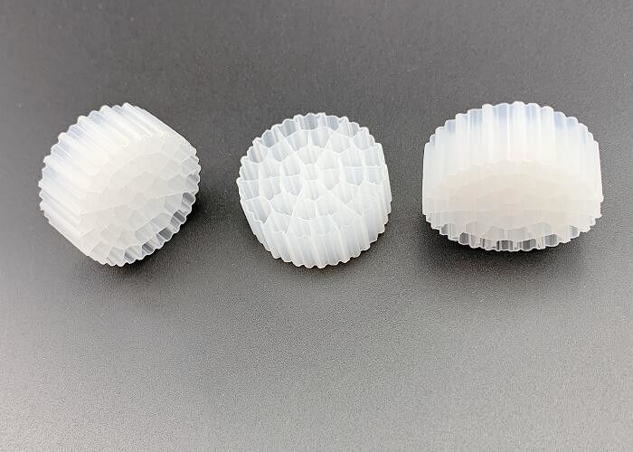 FDA PE37 25*10MM 흰색 HDPE MBBR 떠있는 필터 매체