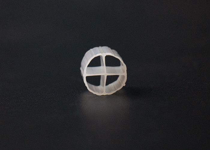 PE01 Mbbr 필터 미디어 흰색 표면 면적 800m2/m3