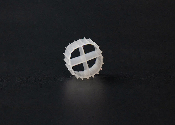 흰색 Hdpe MBBR 바이오 필터 매체 900m2/M3 큰 표면