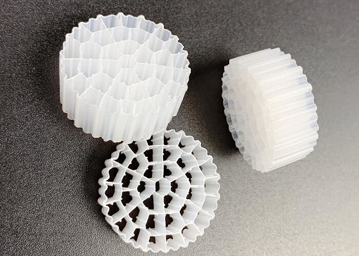FDA 안전 A / O 기술 MBBR 플라스틱 필터 매체 흰색 Hdpe 물질