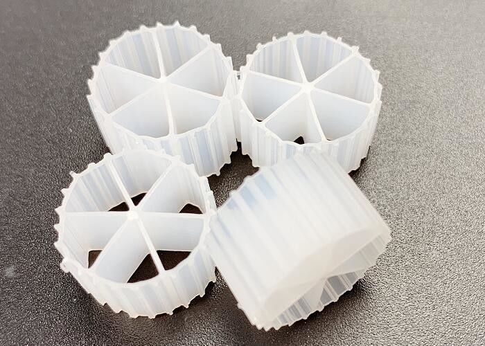 PE04 대면적 백색 MBBR 바이오 미디어 6실 800m2/m3