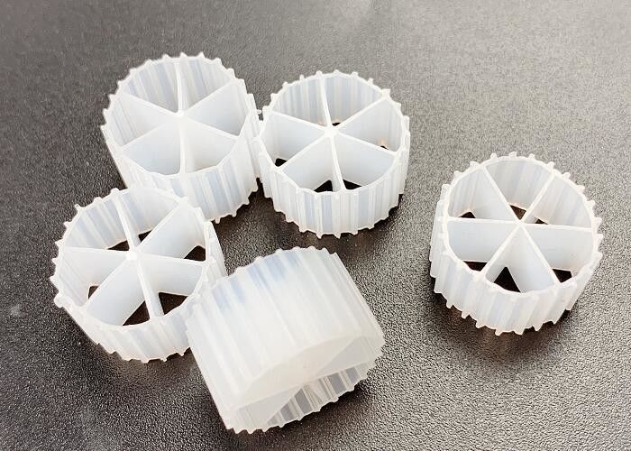 PE04 대면적 백색 MBBR 바이오 미디어 6실 800m2/m3