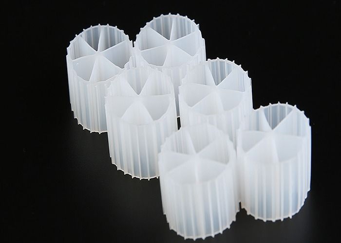 생선 연못 MBBR 바이오 미디어 K1 이동 침대 필터 처녀 HDPE 재료 85% 포러스